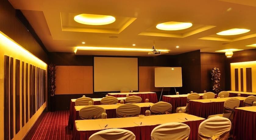 The Arcadia Hotel Coimbatore Exterior photo